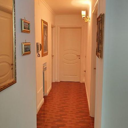 La Famiglia Hotel Pollena Trocchia ภายนอก รูปภาพ