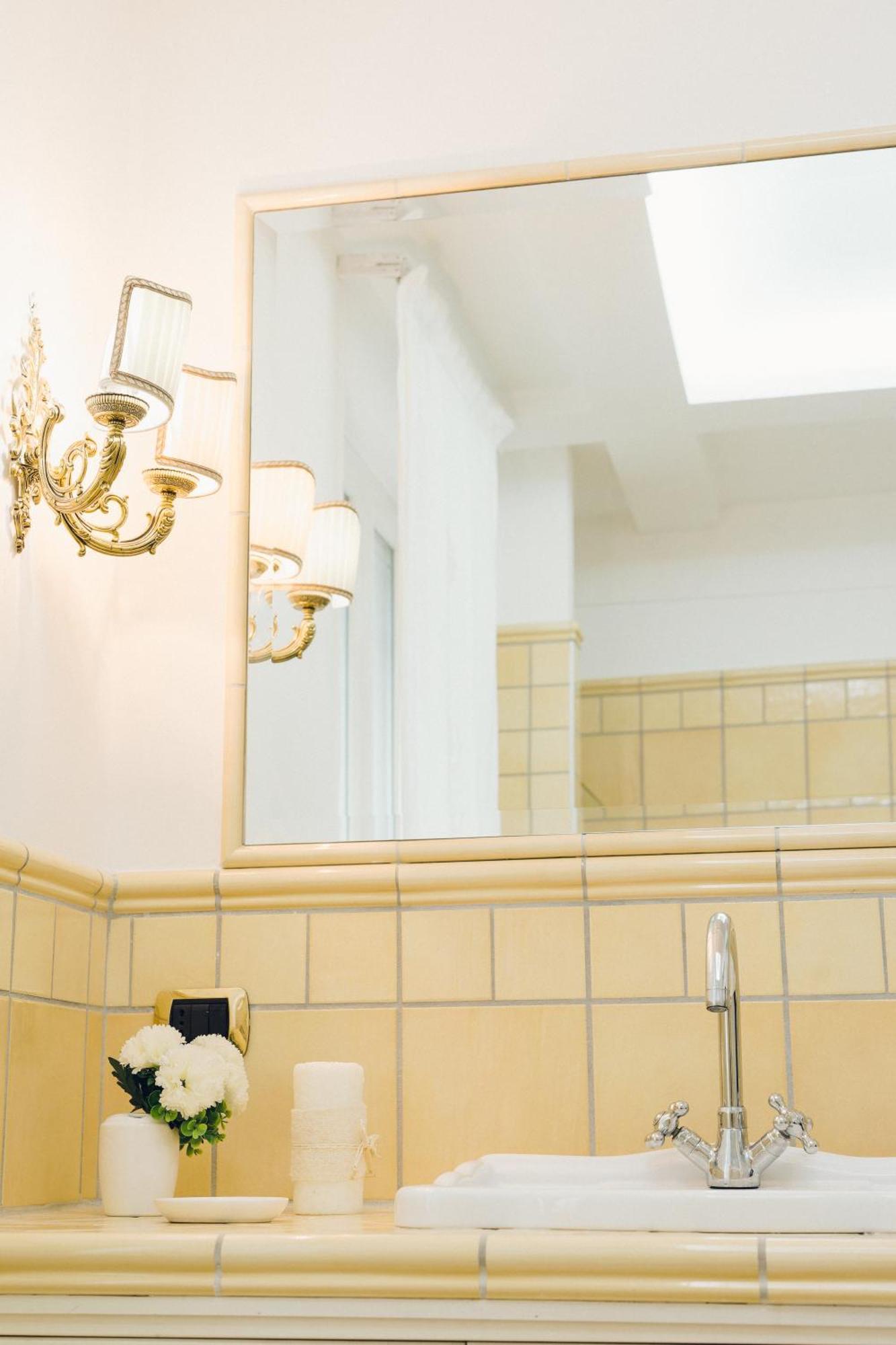 La Famiglia Hotel Pollena Trocchia ภายนอก รูปภาพ
